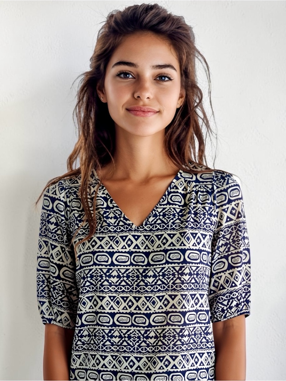 BLUE RAIN Navy Cream Geometric Tribal V-Neck Blouse 3/4 Sleeve Small
